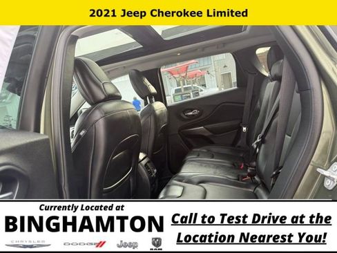 Used 2021 Jeep Cherokee Limited image 16