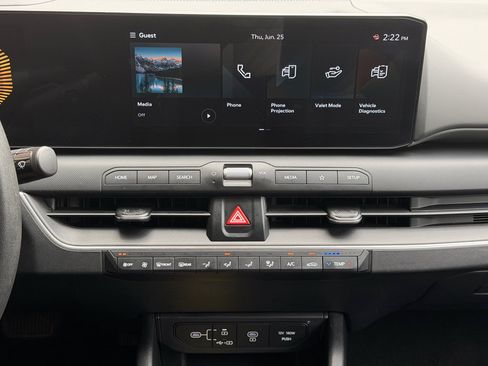 Used 2025 Kia K4 FWD image 14