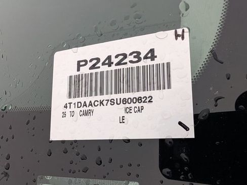Used 2025 Toyota Camry LE FWD image 34