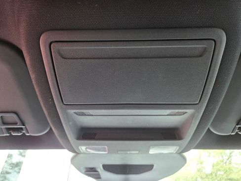 Used 2025 Ford Escape ST-Line FWD image 15