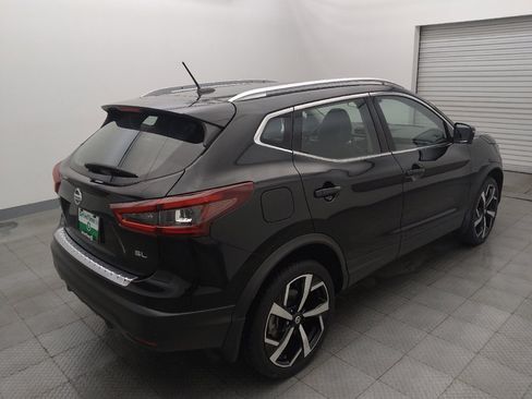 Used 2022 Nissan Rogue Sport SL FWD image 9