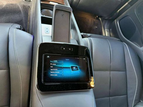 Used 2023 Mercedes-Benz Maybach GLS 600 Maybach GLS 600 image 24