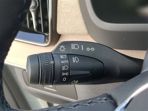 Used 2026 Volvo XC90 B6 Plus w/ Protection Package image 25