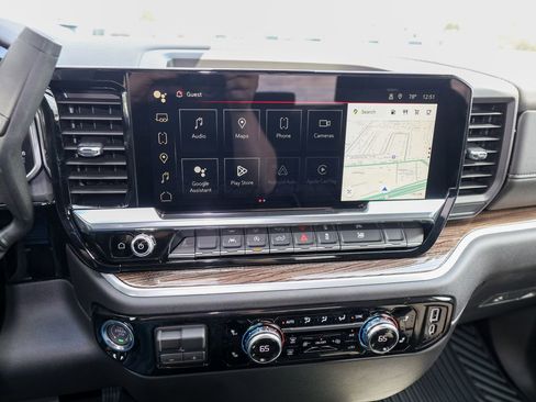 New 2026 GMC Sierra 1500 Elevation image 12