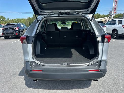 Used 2023 Toyota RAV4 XLE AWD/4WD image 12