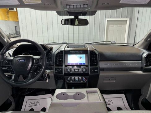 Used 2022 Ford F250 XLT w/ XLT Value Package AWD/4WD image 17