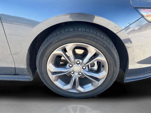 Used 2023 Honda Accord EX image 42