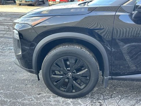 Certified 2023 Nissan Rogue SV w/ SV Premium Package image 7