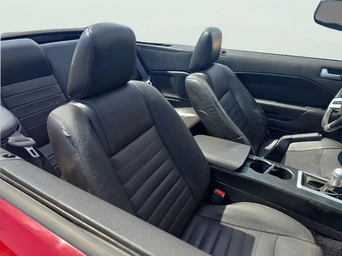 Used 2008 Ford Mustang GT Premium RWD image 12