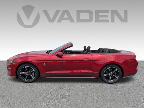 Used 2020 Ford Mustang Convertible w/ Equipment Group 101A RWD image 26