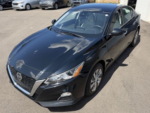 Used 2020 Nissan Altima 2.5 S w/ Driver Assist Package AWD/4WD image 2