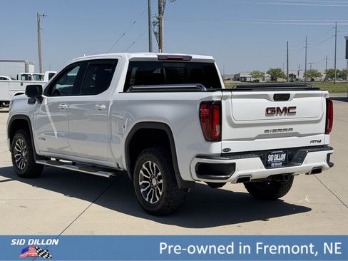 Used 2021 GMC Sierra 1500 AT4 w/ AT4 Value Package AWD/4WD image 7