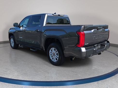Used 2025 Toyota Tundra SR5 w/ SR5 Convenience Package AWD/4WD image 7