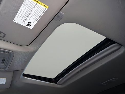 Used 2022 GMC Sierra 1500 Elevation w/ Elevation Premium Package image 23