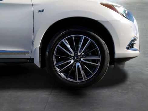 Used 2020 INFINITI QX60 Signature Edition FWD image 9