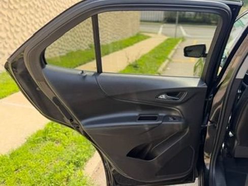 Used 2018 Chevrolet Equinox Premier AWD/4WD image 15