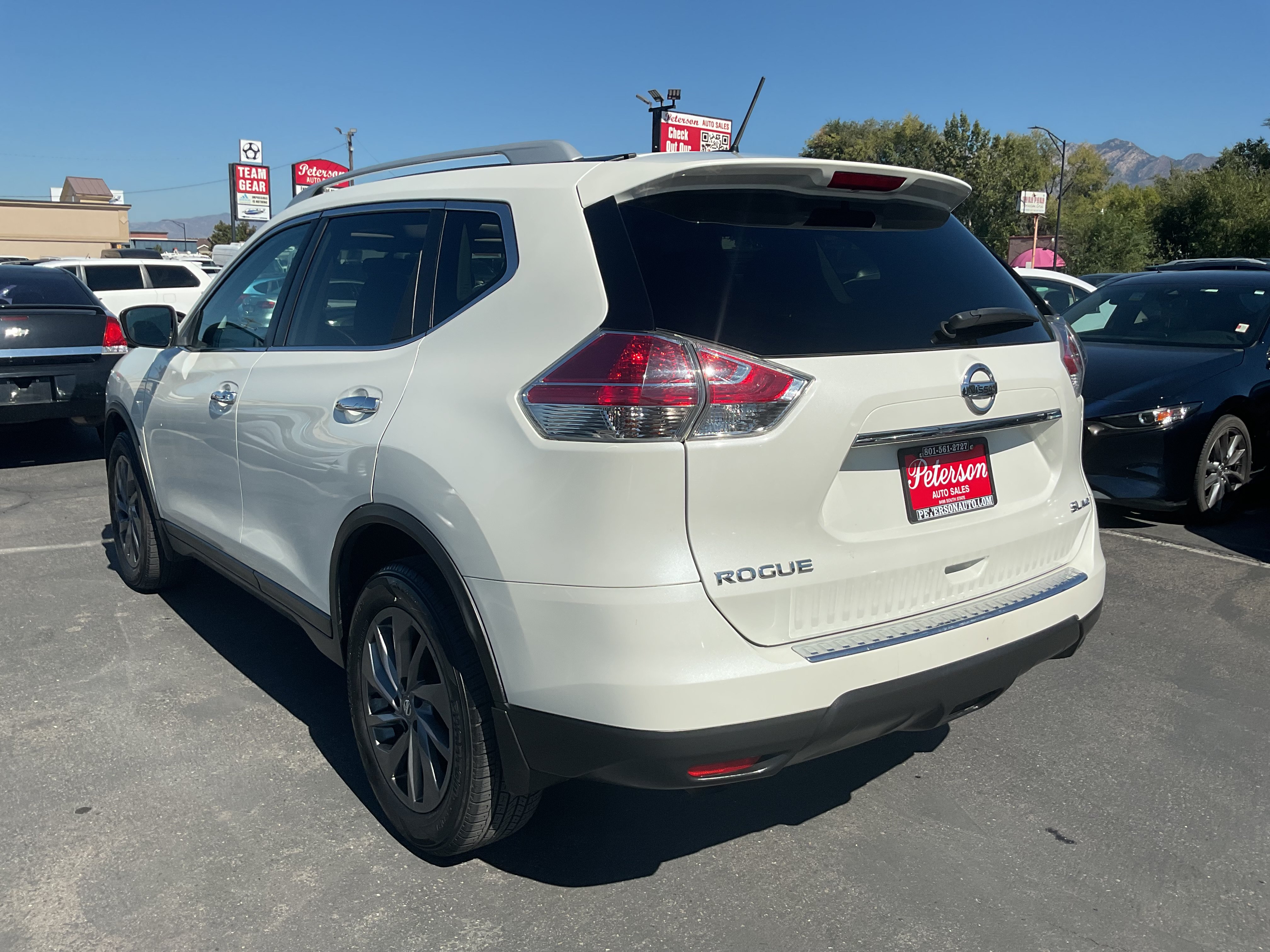 Used 2016 Nissan Rogue SL w/ SL Premium Package AWD/4WD image 7