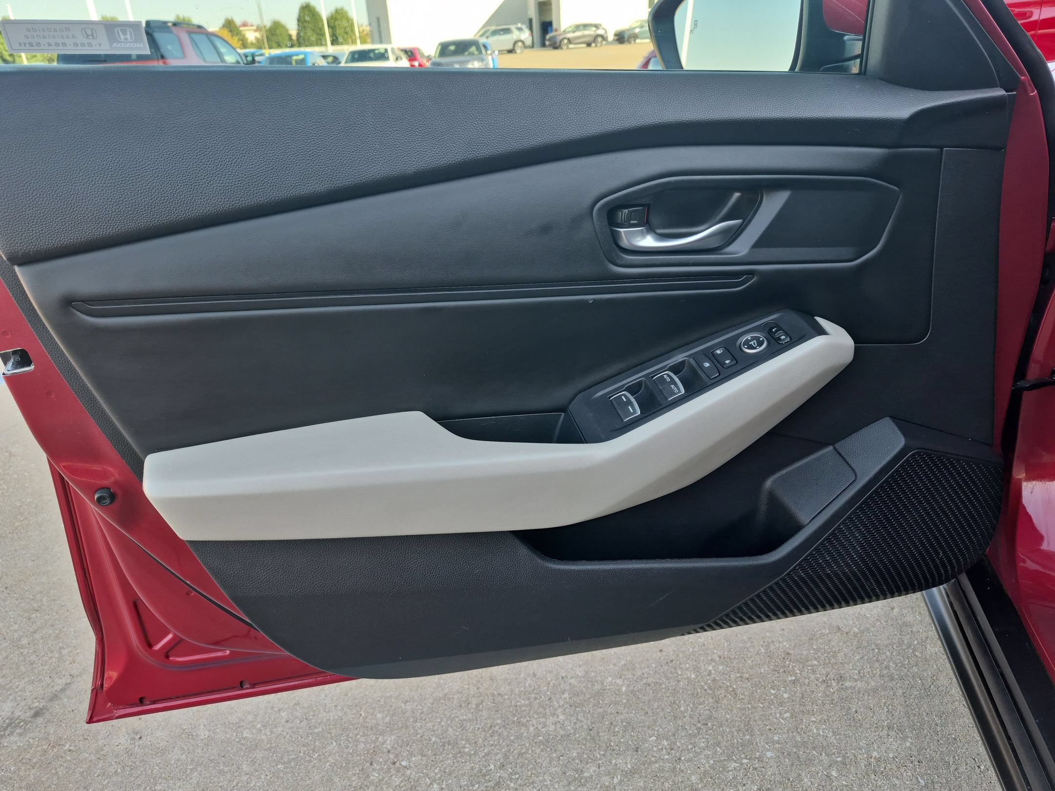 Used 2024 Honda Accord EX image 12