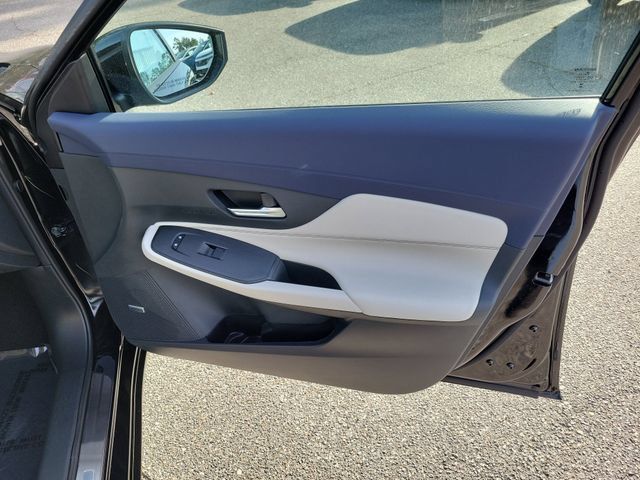New 2026 Nissan Sentra SL w/ Floor Mat Package FWD image 32