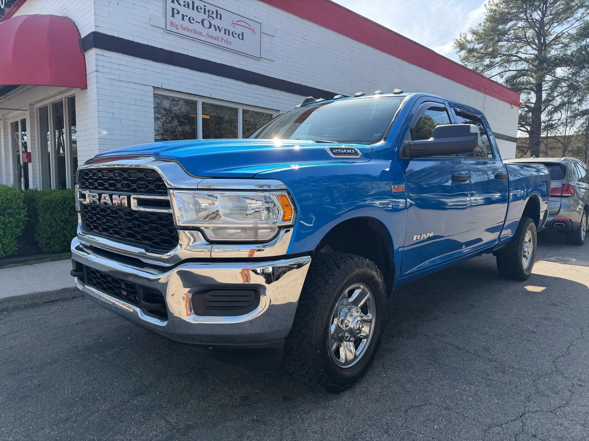 Used 2021 RAM 2500 Tradesman AWD/4WD image 2