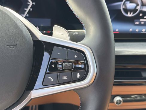 Used 2025 BMW M440i RWD image 19