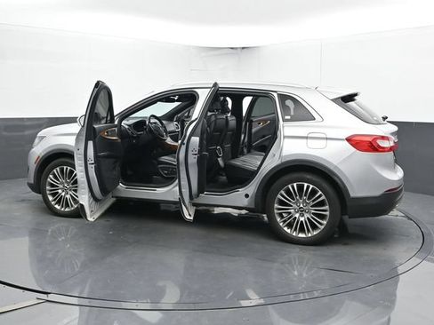 Used 2018 Lincoln MKX Reserve w/ Lincoln MKX Climate Package AWD/4WD image 34