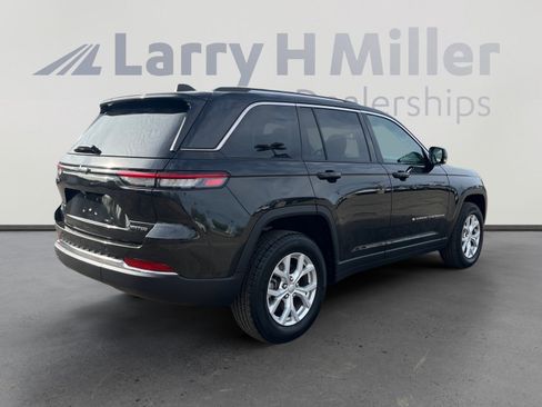 Certified 2024 Jeep Grand Cherokee Limited image 5