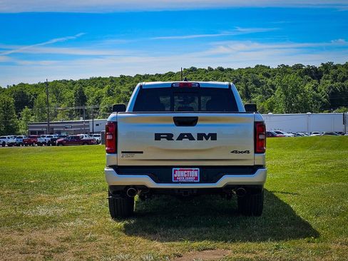 New 2026 RAM 1500 Big Horn AWD/4WD image 3