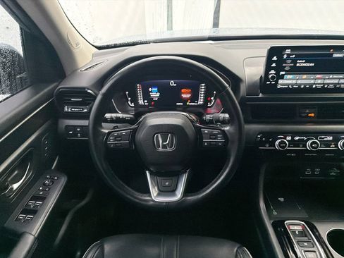 Used 2023 Honda Pilot Elite image 25