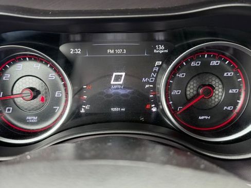 Used 2019 Dodge Charger SXT image 19