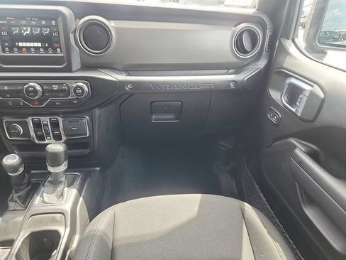 Used 2022 Jeep Wrangler Unlimited Sport AWD/4WD image 10
