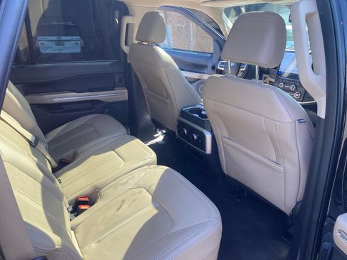 Used 2024 Ford Expedition Max Limited AWD/4WD image 13