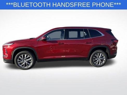 Used 2025 Buick Enclave Preferred image 2