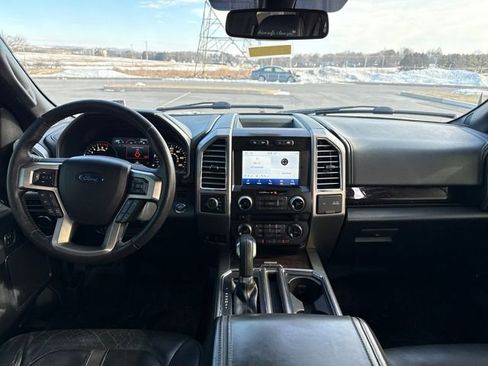 Used 2015 Ford F150 Platinum w/ Equipment Group 701A Luxury image 20