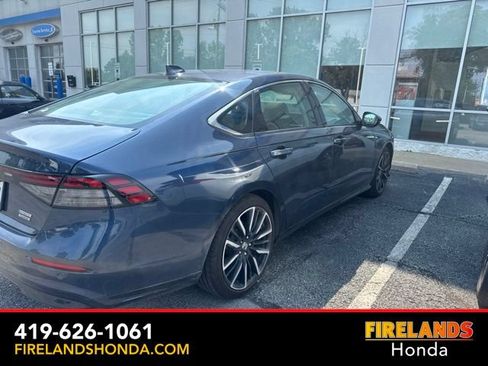 Used 2025 Honda Accord Touring image 7