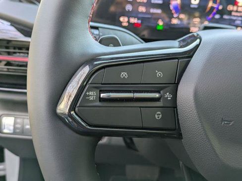 New 2025 Chevrolet Silverado EV RST image 19