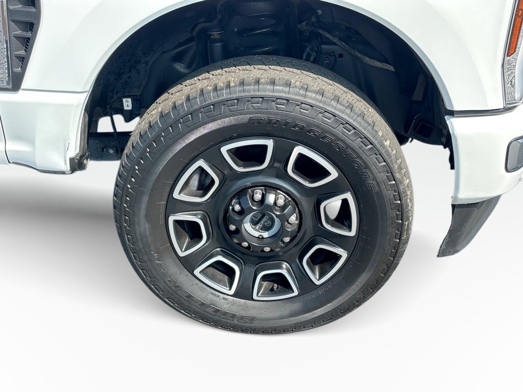 Certified 2024 Ford F250 Platinum AWD/4WD image 12