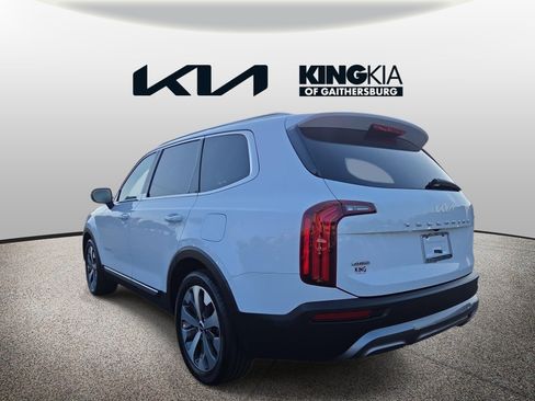 Used 2022 Kia Telluride EX w/ EX Premium Package AWD/4WD image 6