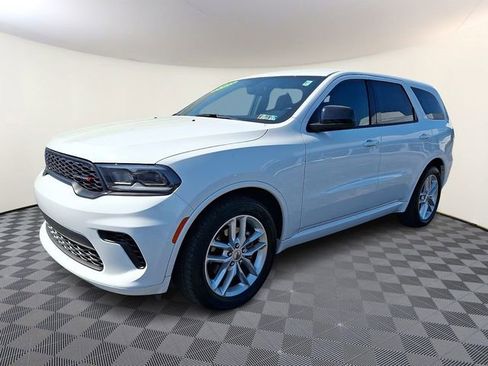 Used 2023 Dodge Durango GT RWD image 3