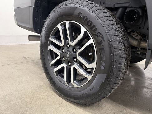 Used 2025 Ford Ranger Lariat w/ Trailer Tow Package image 13