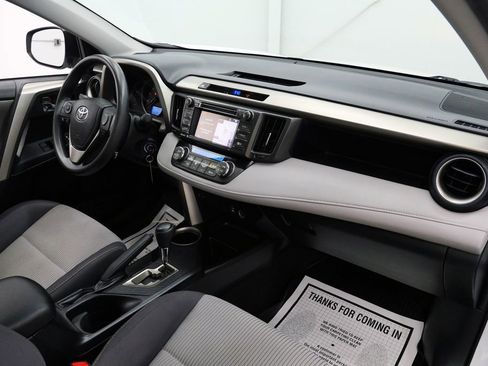 Used 2015 Toyota RAV4 XLE AWD/4WD image 15