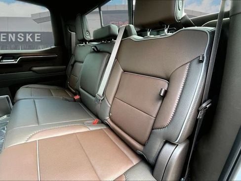 New 2026 GMC Sierra 1500 Denali w/ Technology Package AWD/4WD image 11