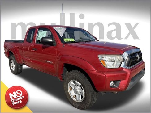 Used 2015 Toyota Tacoma 4x4 Access Cab V6 image 1