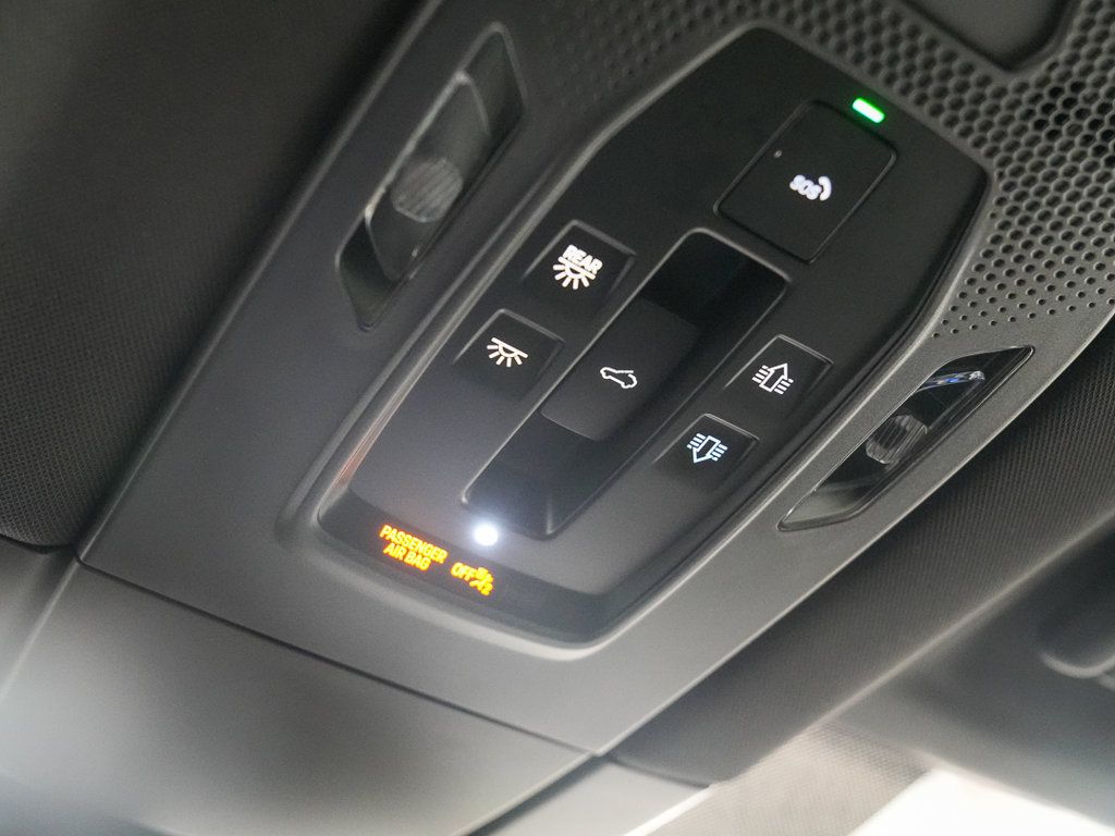 Certified 2024 Porsche Macan 4 Electric AWD/4WD image 21