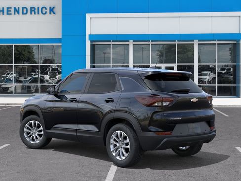 New 2026 Chevrolet TrailBlazer LS w/ LS Convenience Package FWD image 5