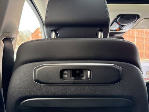 Used 2024 BMW X7 xDrive40i image 24