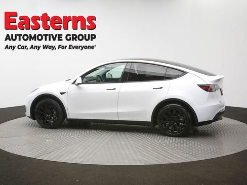 Used 2021 Tesla Model Y Long Range AWD/4WD image 56