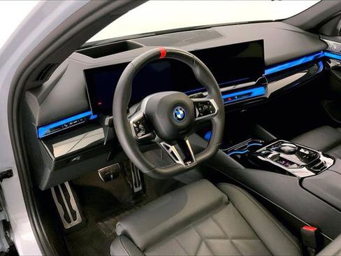 Certified 2024 BMW i5 M60 w/ Premium Package image 21