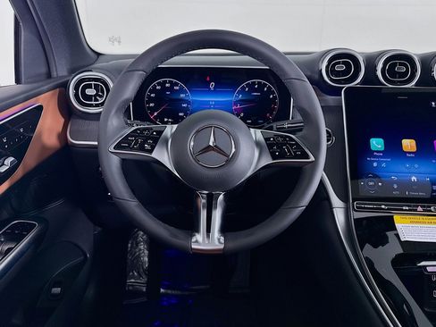 New 2026 Mercedes-Benz GLC 300 image 4