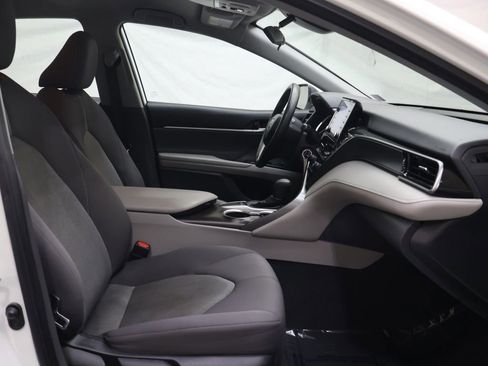 Used 2023 Toyota Camry LE FWD image 10